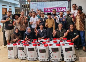 Bikin Bahagia di Hari Spesialnya: Lokadesa Salurkan 16 Alsintan untuk Petani Desa Mekarmanik di Hari Tani Nasional 2025