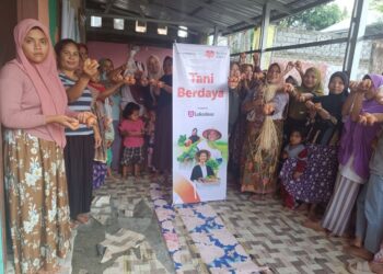 Pendampingan Lokadesa bersama Kelompok Ternak Ayam Sahabat Jannah Tingkatkan Ekonomi Warga Darmaji